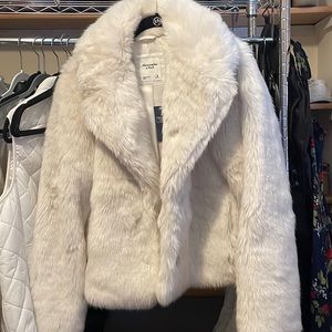 Abercrombie & Fitch White Fur Jacket
